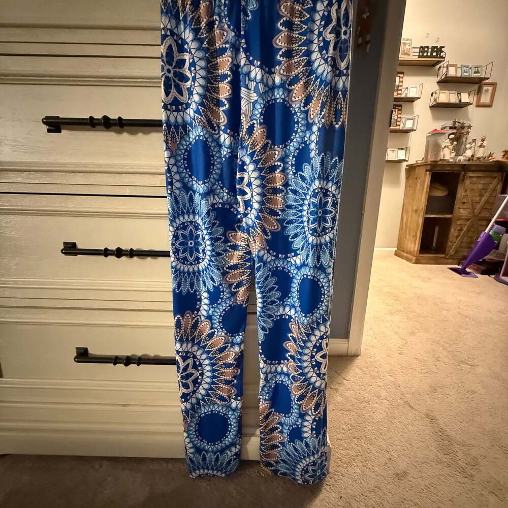 Bohemian woman’s dress pants size medium
